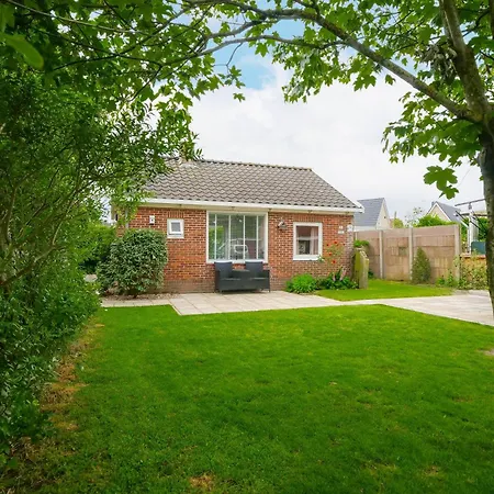 Yuki - Aan Zee * Callantsoog