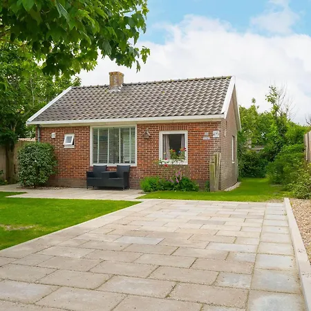 Holiday home Yuki - Aan Zee *
